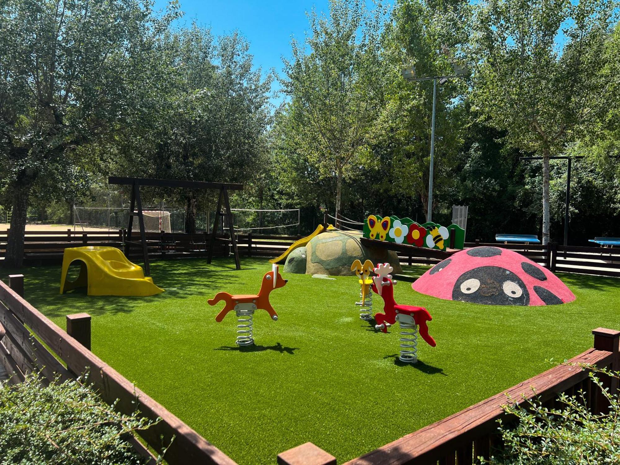 Camping Riera Merles Borredá Kültér fotó